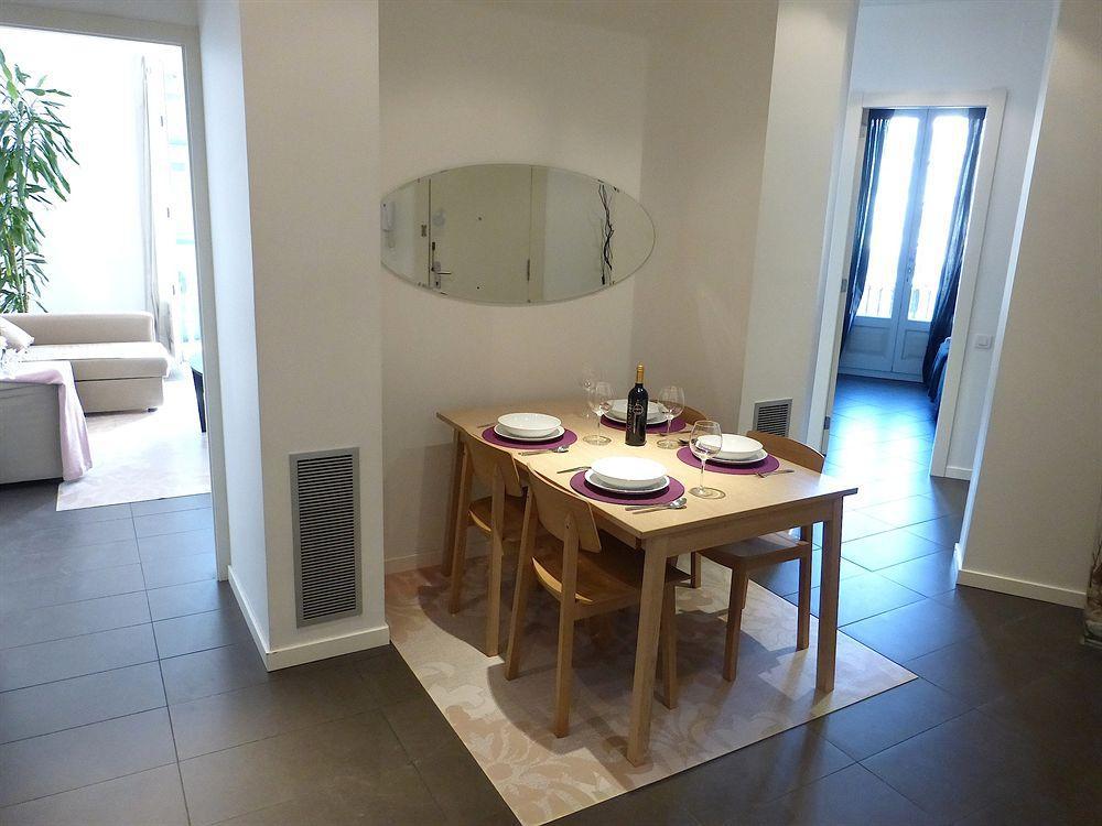 Super Balmes Guest House برشلونة المظهر الخارجي الصورة