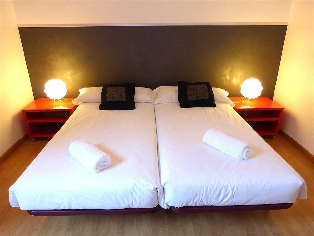 Super Balmes Guest House برشلونة المظهر الخارجي الصورة
