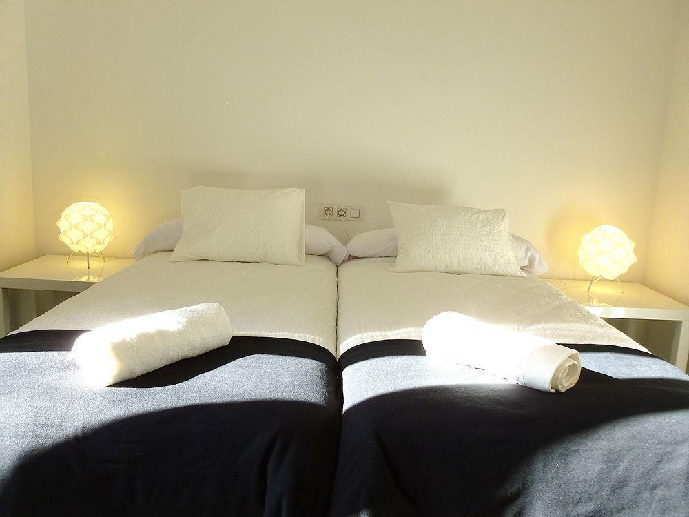 Super Balmes Guest House برشلونة المظهر الخارجي الصورة