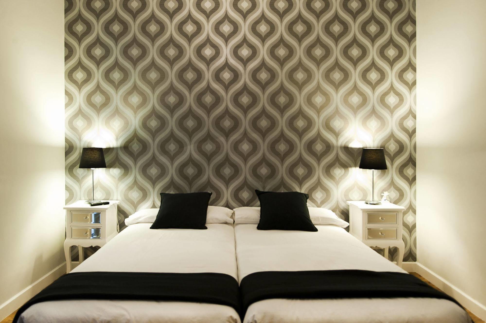 Super Balmes Guest House برشلونة المظهر الخارجي الصورة